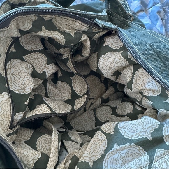 Old Navy Olive Green Tote Bag - Picture 3 of 5